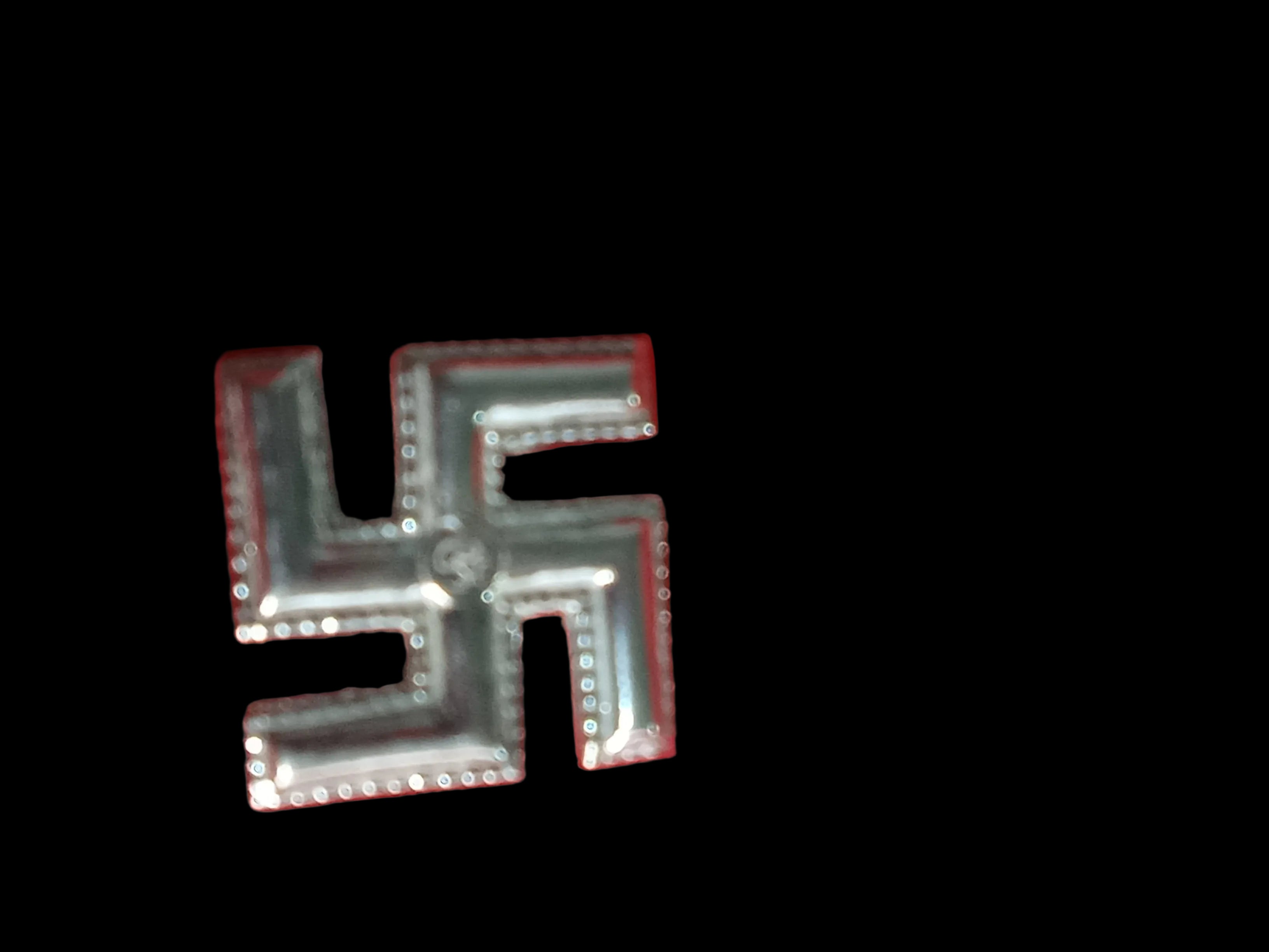 Swastik.89g2cm (in silver)