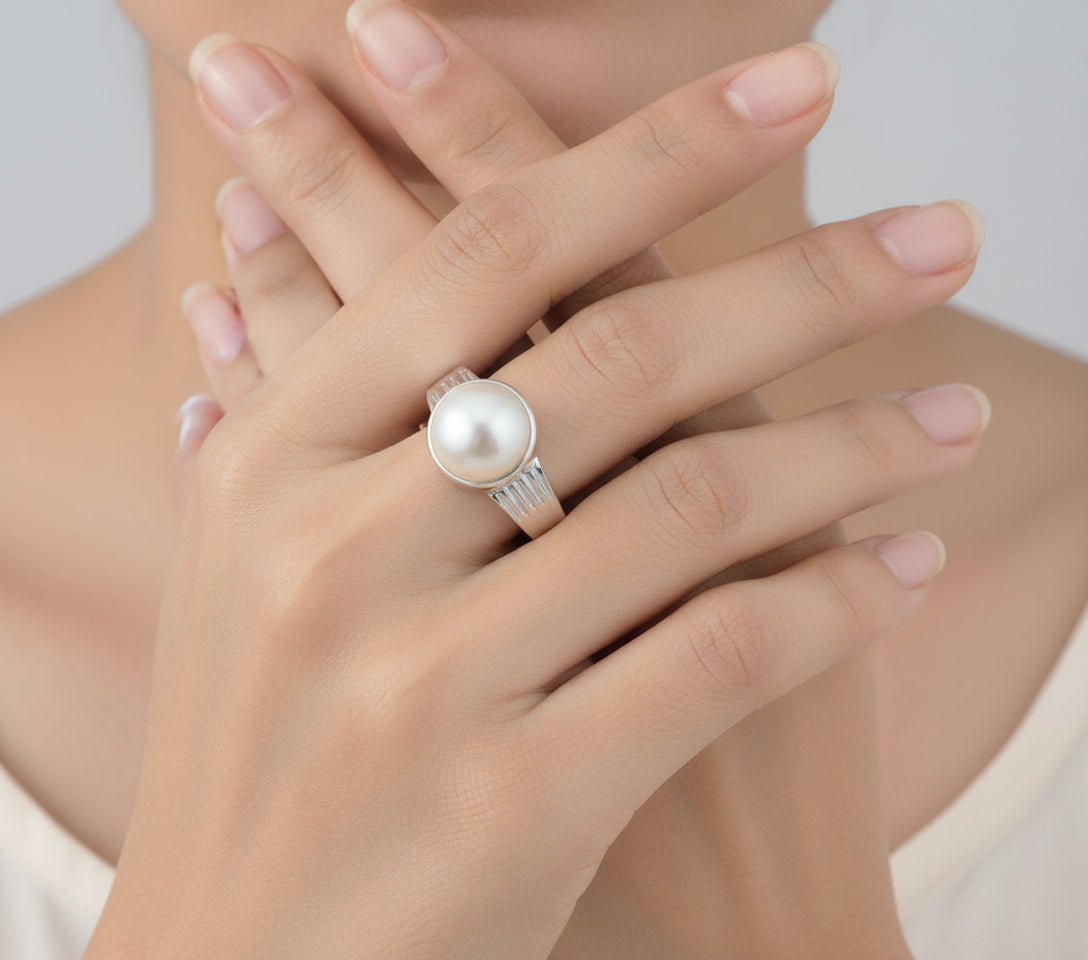 Pearl ring(jewellery)