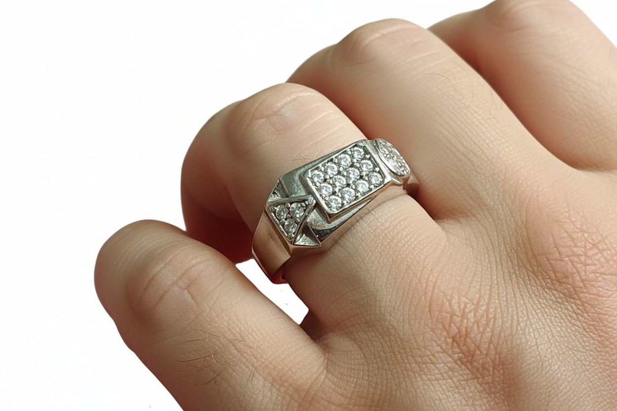अंगूठी Ring 3g24no(in silver)