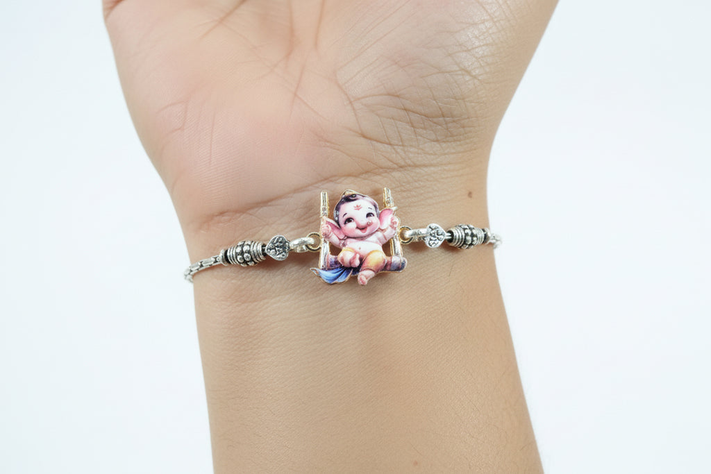 अA1AR3(Rakhi)