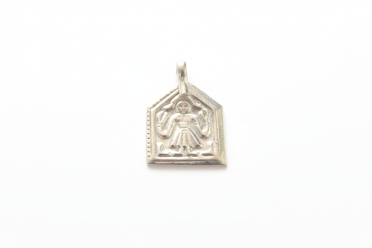 अहोई Ahoi 1.52g2.5x1.7cm (in silver)