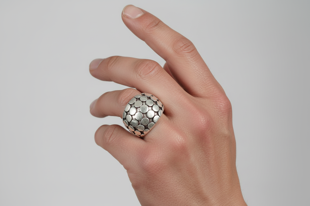 Dotted Ring (Silver)