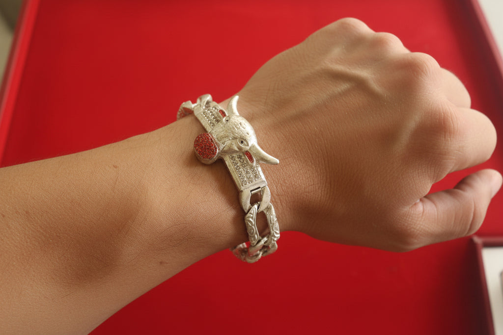 नंदी ब्रेसलेट bull Braclet 68.9g8.5"(in silver)